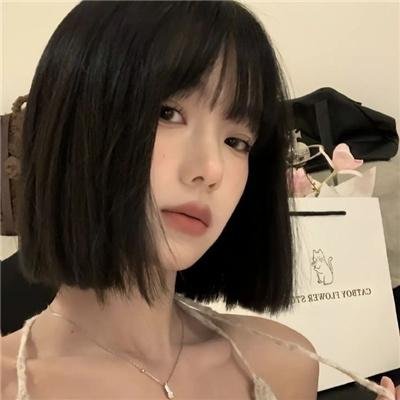 黑衣人